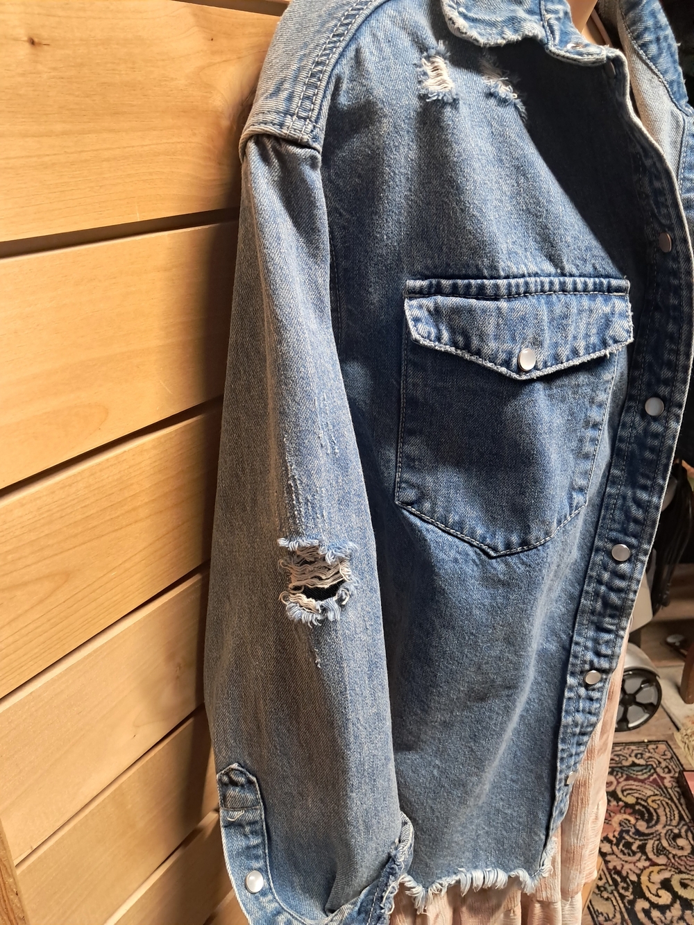 Bluivy Distressed Denim Shacket Size L - Picture 7 of 9